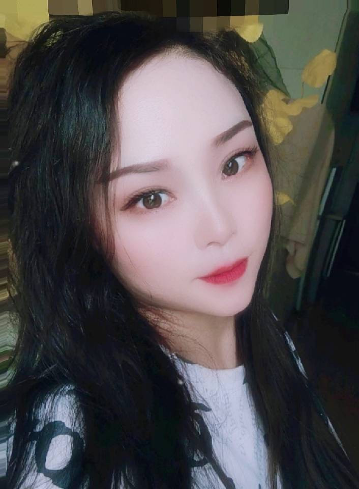 海珠诱人西西