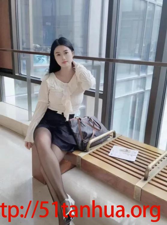 南城丝足翘臀喵喵