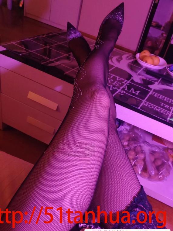 过年不打烊百合