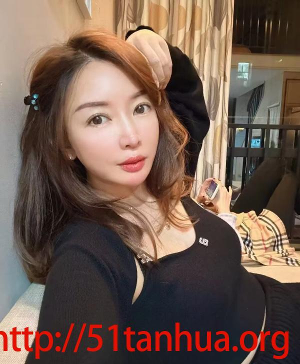 兰德街风骚轻熟婉婉